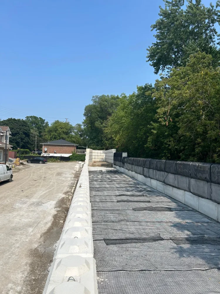Crash Wall service — Global City Excavation, GTA