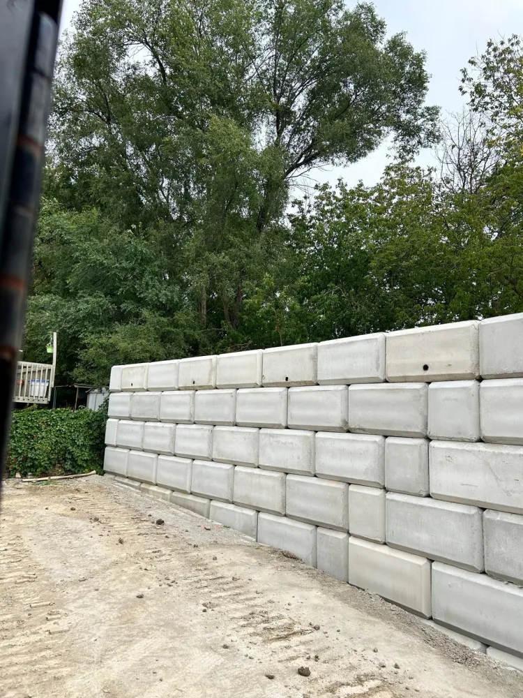 Crash Wall service — Global City Excavation, GTA