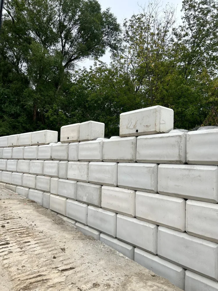 Retaining Wall service — Global City Excavation, GTA